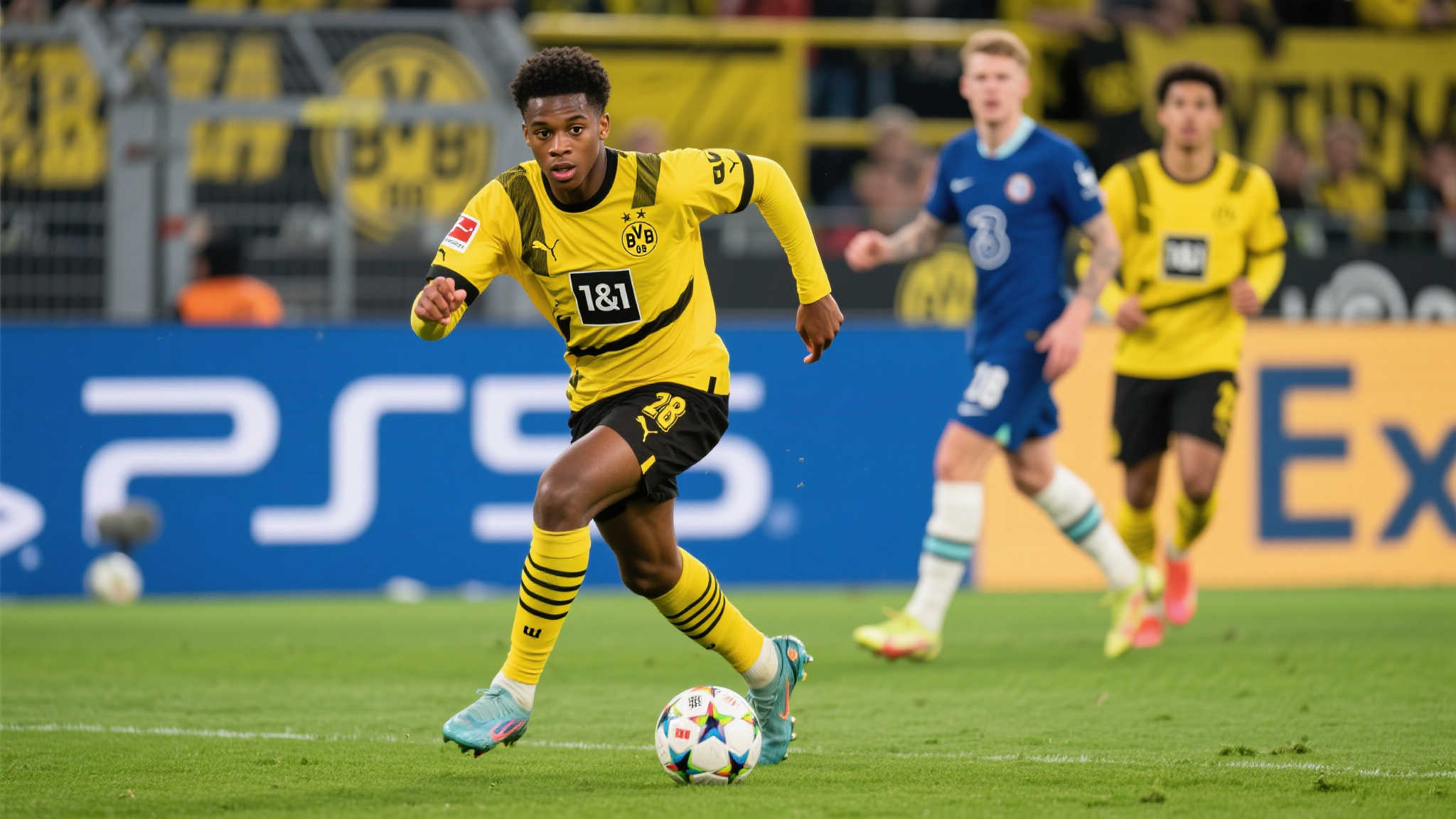 拜仁切尔西激烈争夺,多特蒙德成为焦点! 拜仁切尔西激烈争夺,多特蒙德成为焦点!